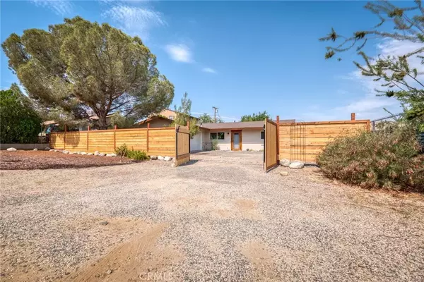 Yucca Valley, CA 92284,7754 Shawnee Trail