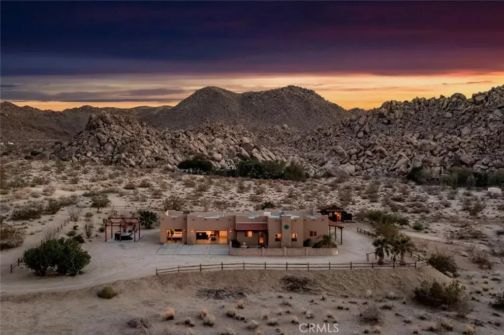 Joshua Tree, CA 92252,7030 Mile Square Road