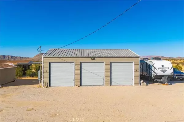 Landers, CA 92285,2467 Sand Drive