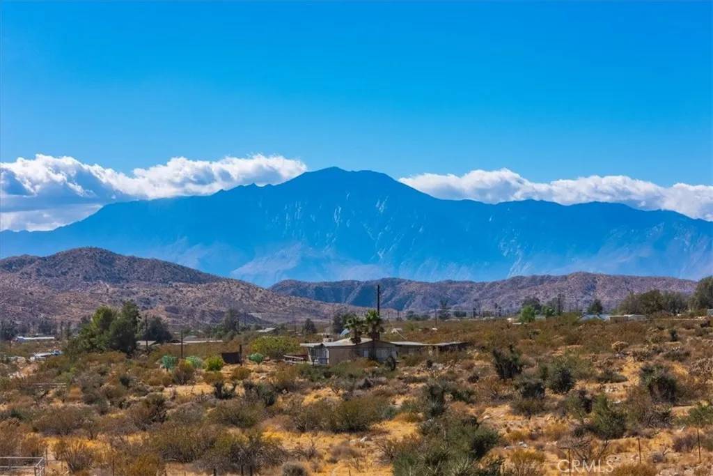Morongo Valley, CA 92256,9457 Fobes