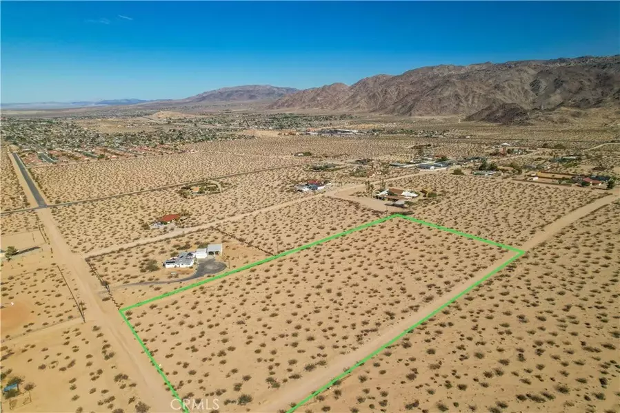 10 Noels Knoll, 29 Palms, CA 92277