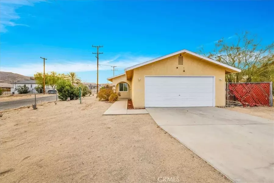 6392 Cahuilla Avenue, 29 Palms, CA 92277