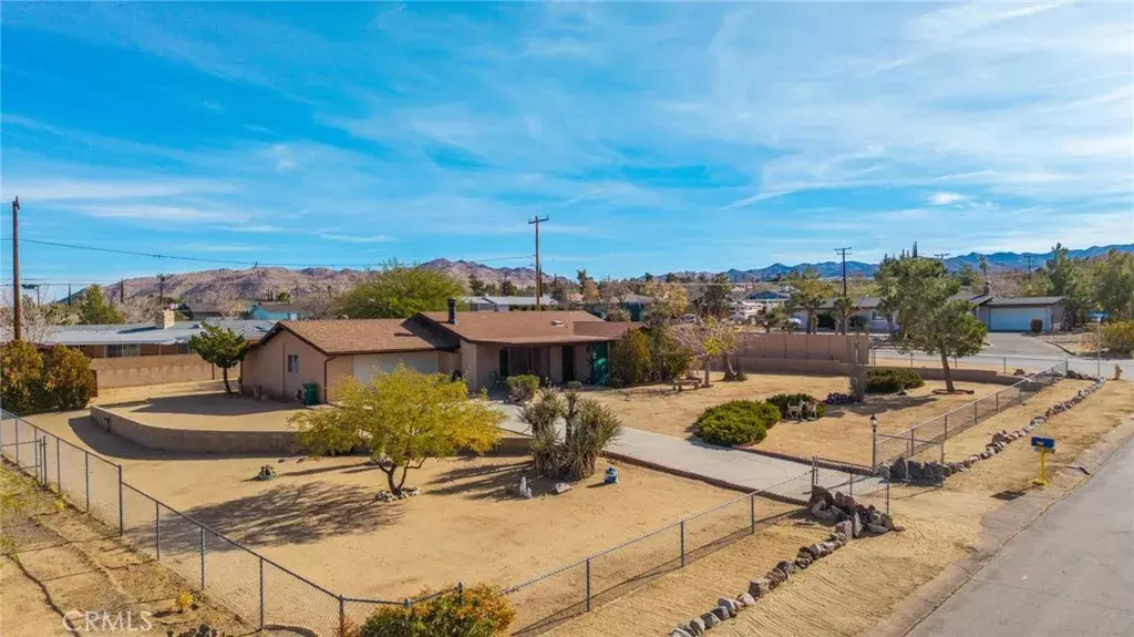 Yucca Valley, CA 92284,7453 Victoria Avenue