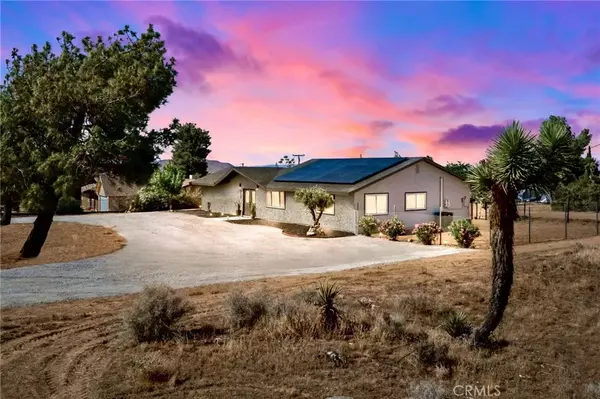 8215 Palomar Avenue, Yucca Valley, CA 92284