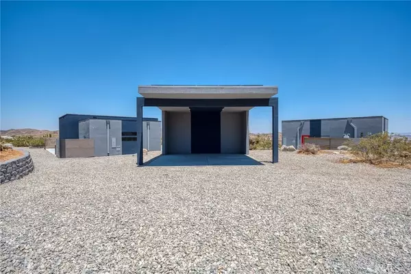 Joshua Tree, CA 92252,7079 Juniper Road