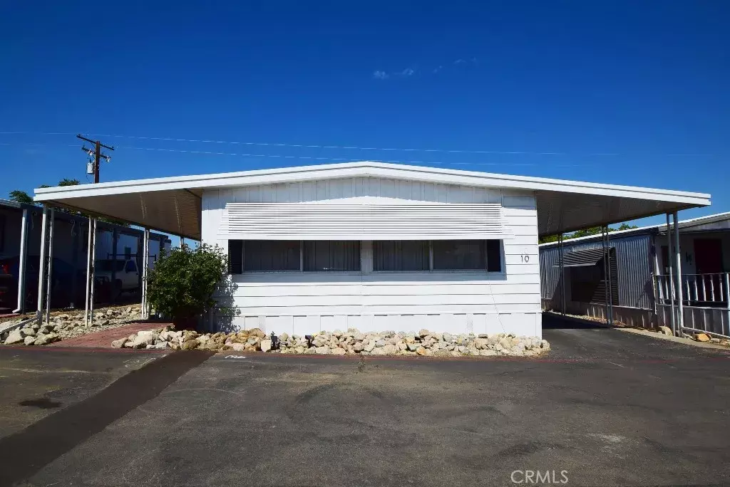 Yucca Valley, CA 92284,7425 Church #10