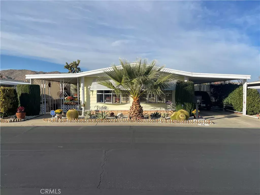 Yucca Valley, CA 92284,7501 Palm #70