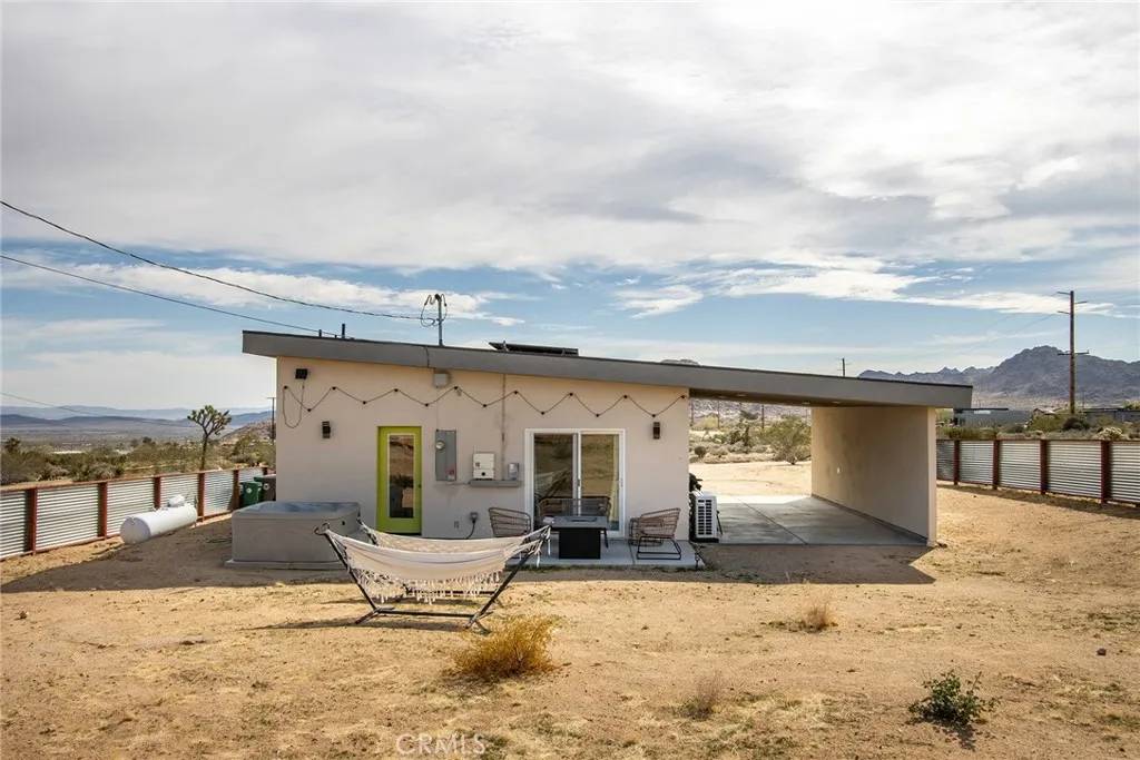 Joshua Tree, CA 92252,7276 Encina Road