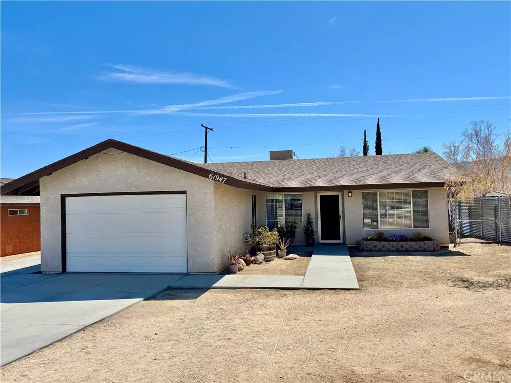 Joshua Tree, CA 92252,61947 Petunia Drive