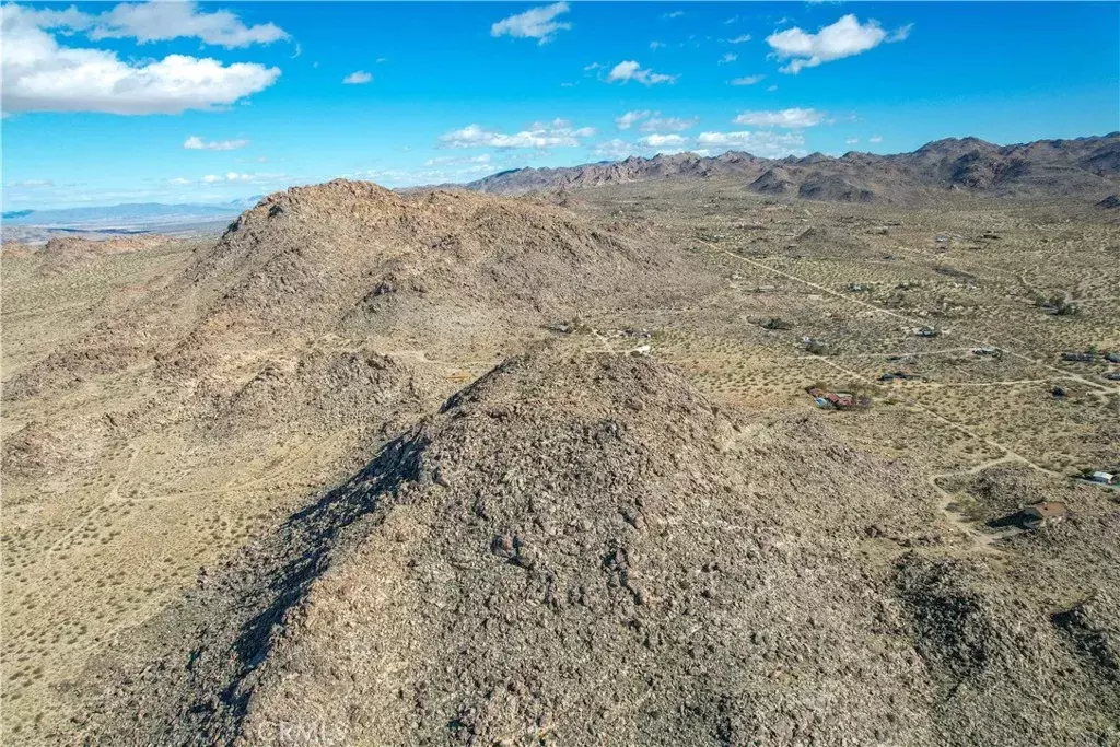 Joshua Tree, CA 92252,1234 Quail Springs