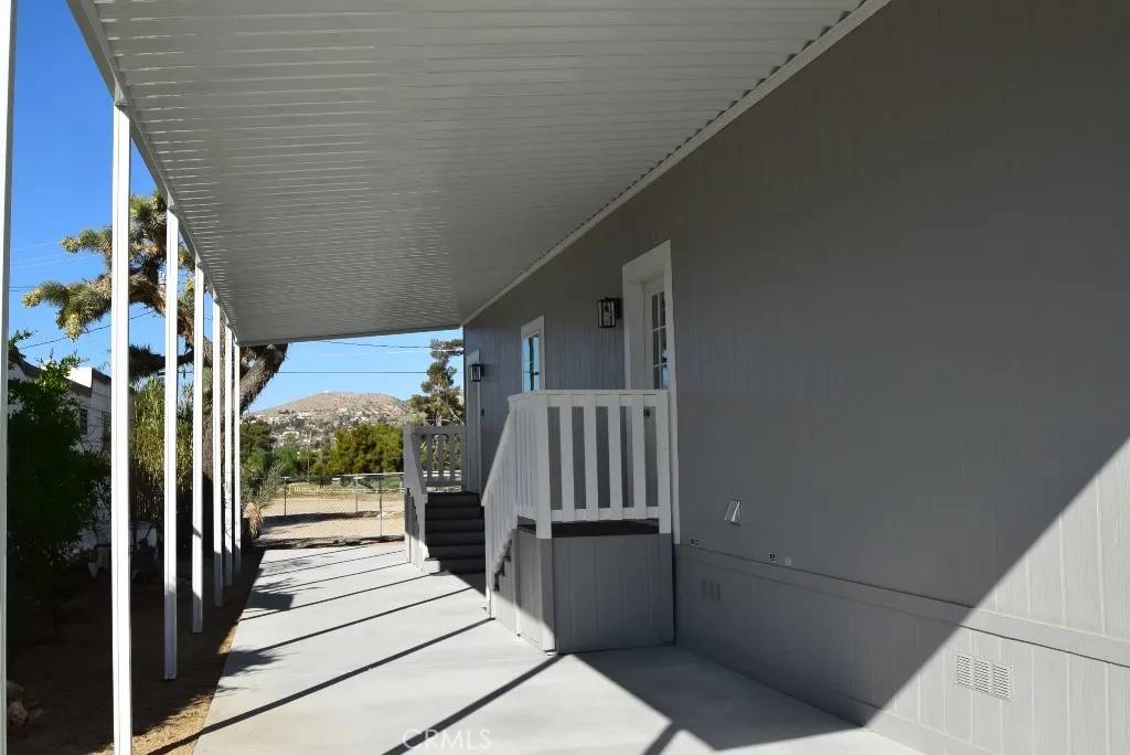 Yucca Valley, CA 92284,55524 Yucca #18