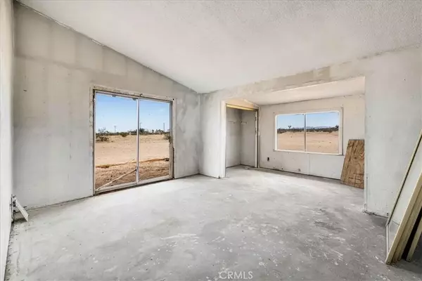 Landers, CA 92285,59724 Stearman Road