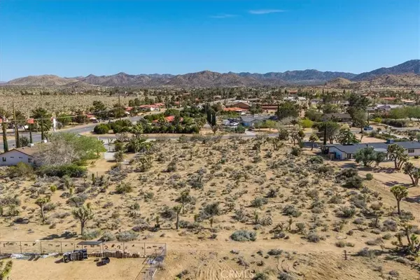 Yucca Valley, CA 92284,58446 Lisbon