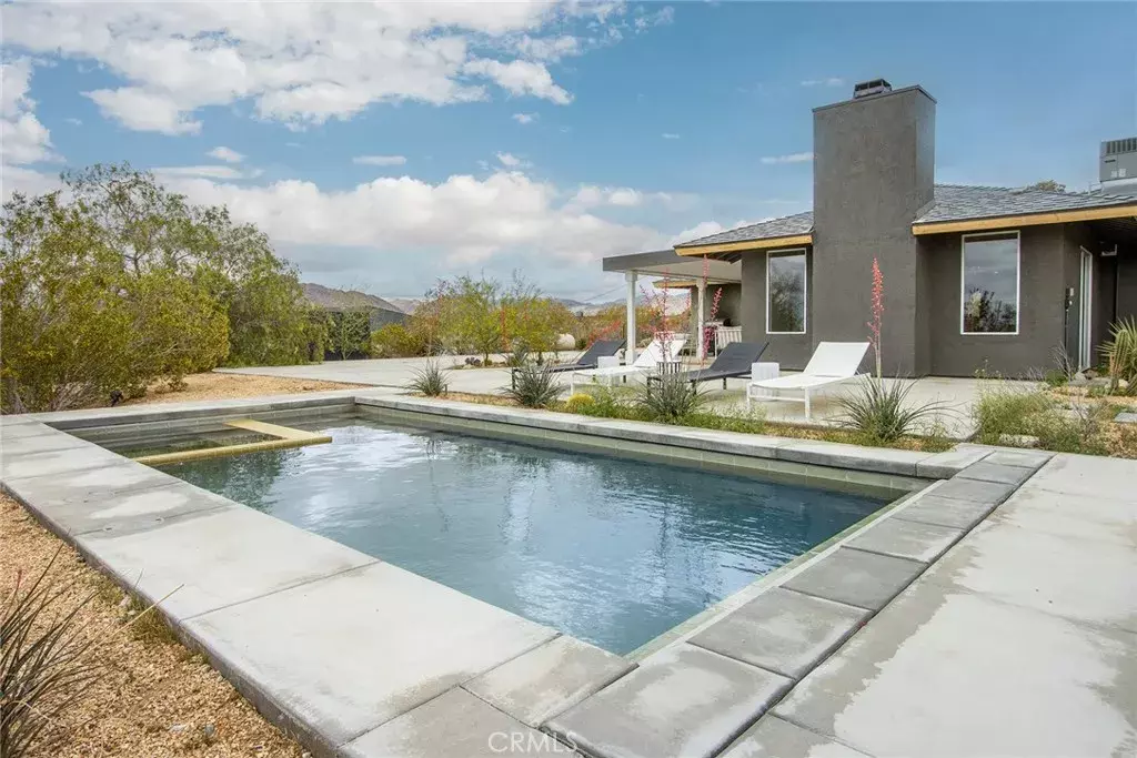 Joshua Tree, CA 92252,61584 Pueblo Trail