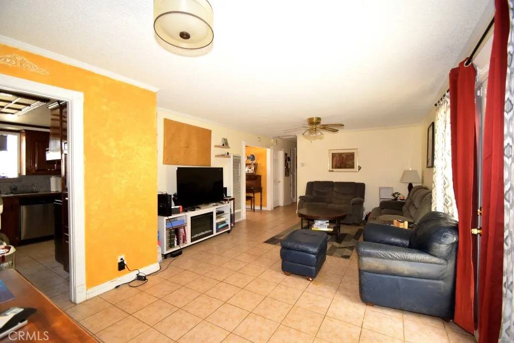 Yucca Valley, CA 92284,56819 Mountain View Trail