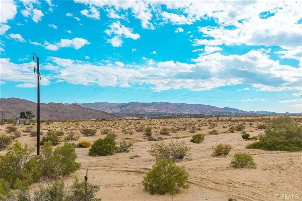 5858 Neptune, Joshua Tree, CA 92252
