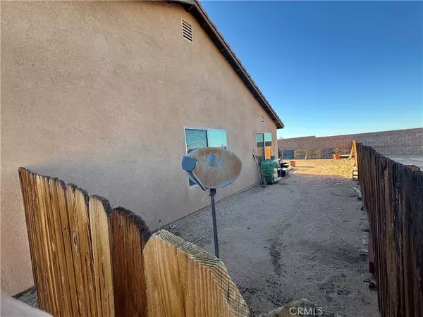 29 Palms, CA 92277,71578 Florida Drive