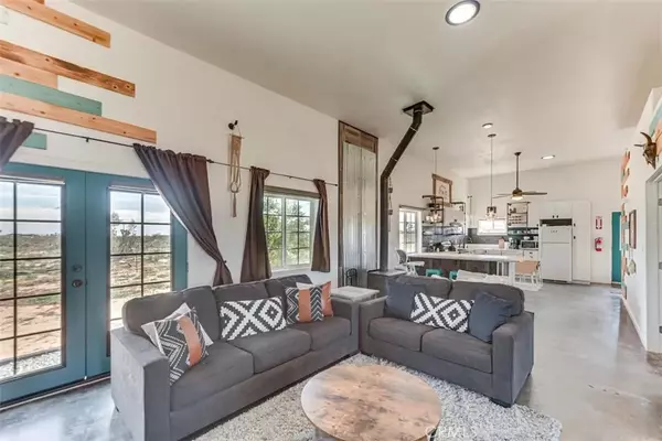 Landers, CA 92285,58725 Botkin Road