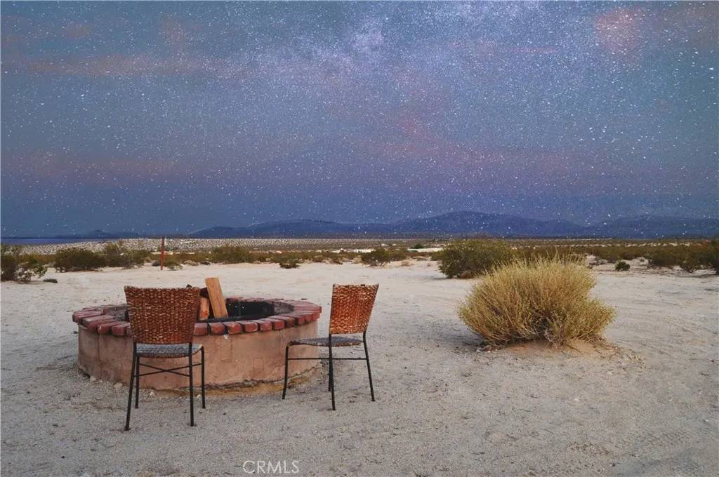 Joshua Tree, CA 92252,310 Enchanted Road