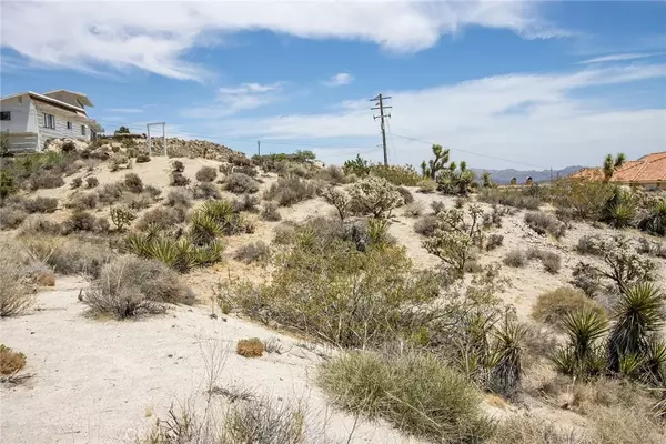 Yucca Valley, CA 92284,57333 Buena Suerte
