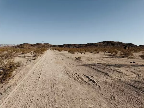 Joshua Tree, CA 92252,1853 Winfield