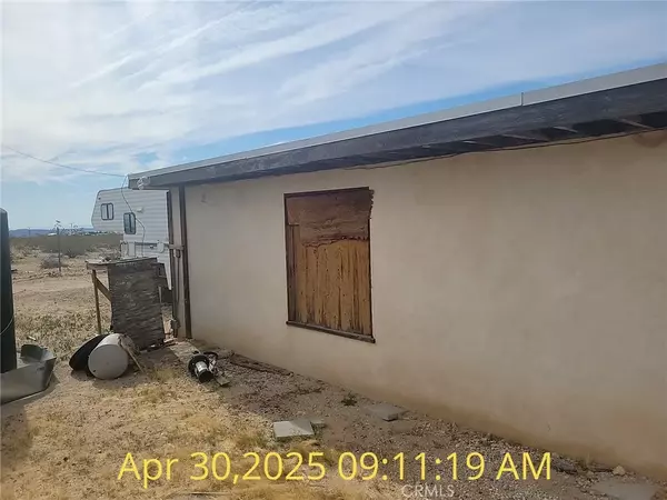 Joshua Tree, CA 92252,61276 La Brisa Drive