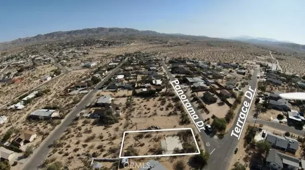 Joshua Tree, CA 92252,6083 Panorama