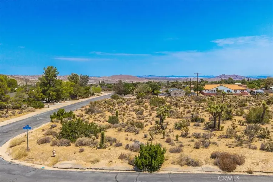 1234 Ivanhoe, Yucca Valley, CA 92284