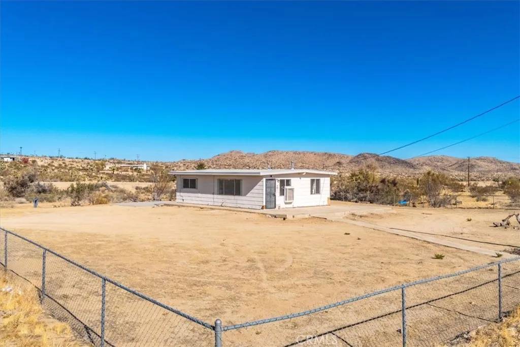 59200 Barron Drive, Yucca Valley, CA 92284