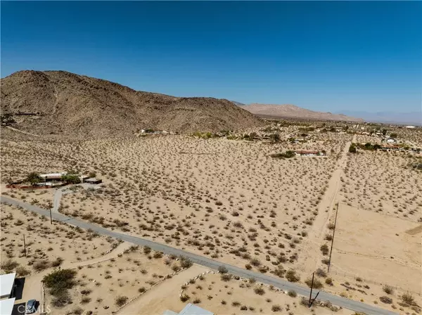 29 Palms, CA 92277,7054 Canyon