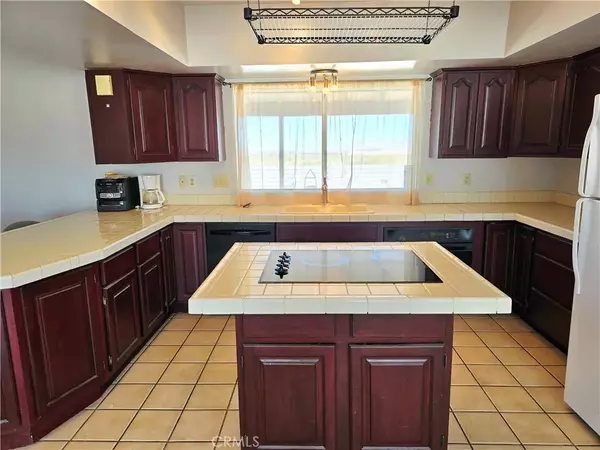 29 Palms, CA 92277,75270 Cottonwood Drive