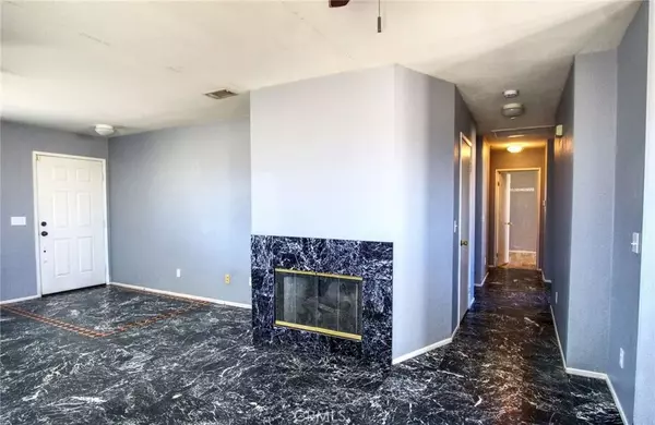 29 Palms, CA 92277,71502 Florida Drive