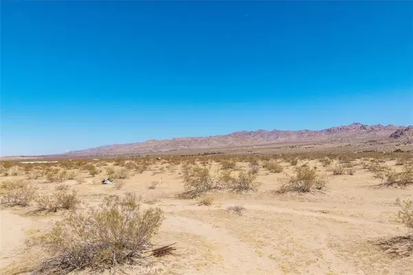 Joshua Tree, CA 92252,5888 La Ferney