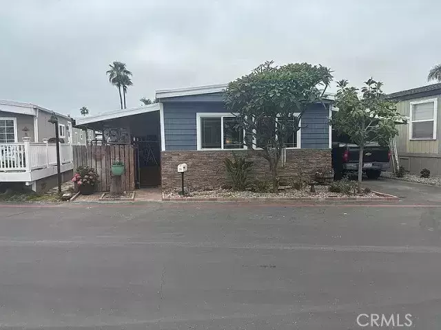 Carlsbad, CA 92011,6550 Ponto #76