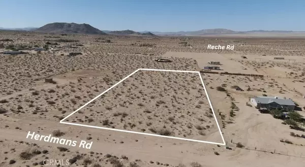 60684 Herdmans, Landers, CA 92285