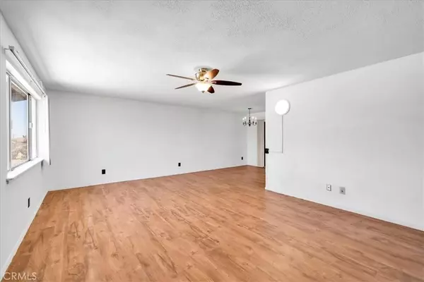 Joshua Tree, CA 92252,61945 Grand View Circle