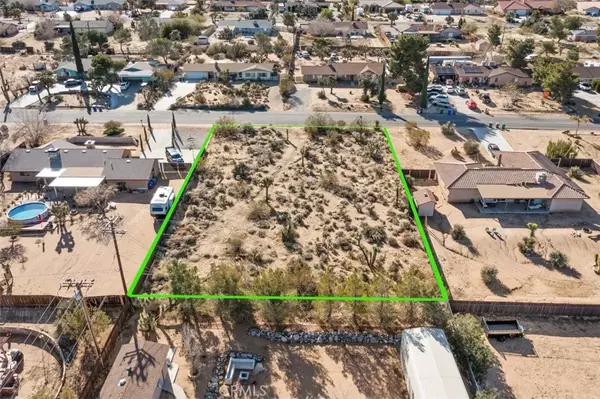 Yucca Valley, CA 92284,58320 Carlyle
