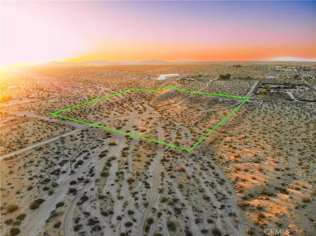 Joshua Tree, CA 92252,4195 Avenida Del Sol