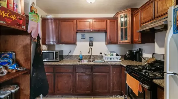 Los Angeles, CA 90011,124 E. 54th Street