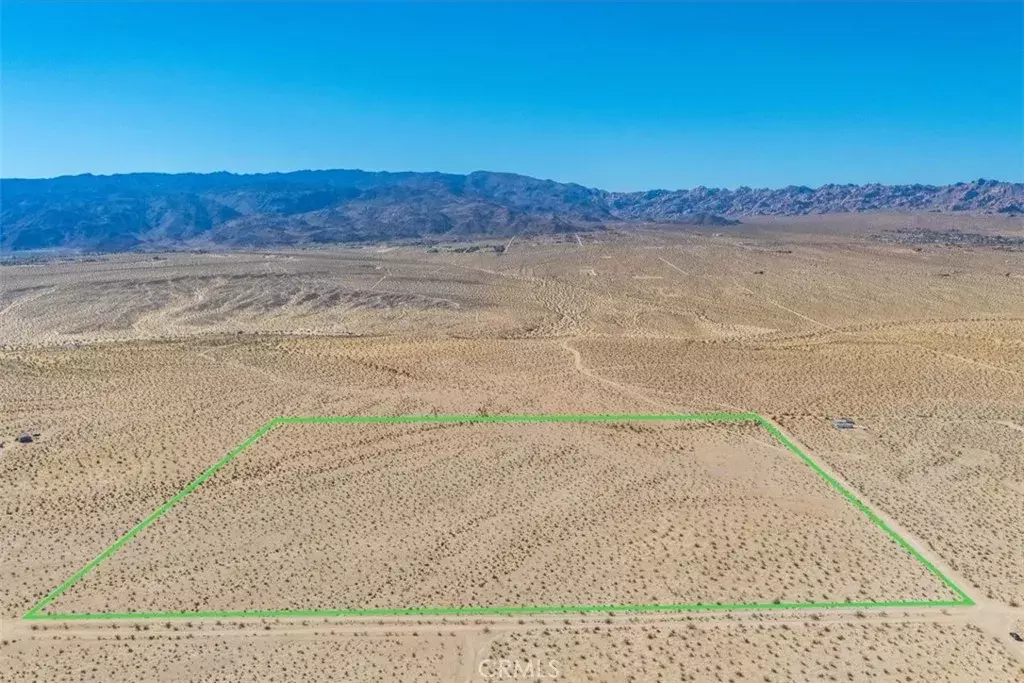29 Palms, CA 92277,70147 Cove View