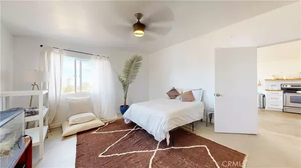 Landers, CA 92285,1271 Dakota