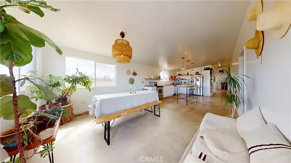 Landers, CA 92285,1271 Dakota