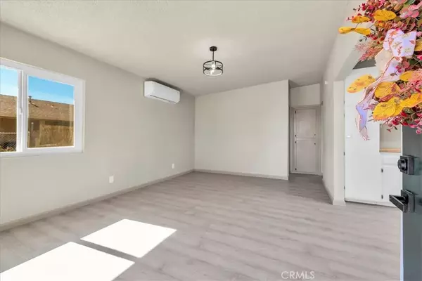 29 Palms, CA 92277,6186 Abronia