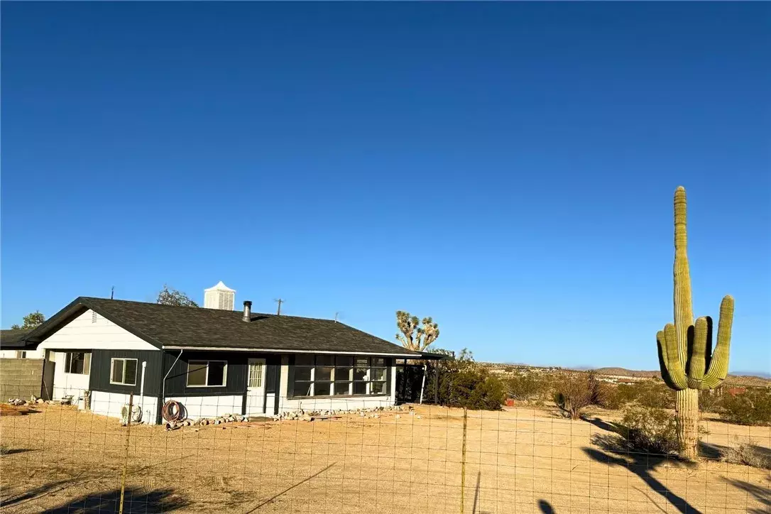 Joshua Tree, CA 92252,62580 Blair Lane