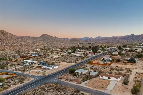 Joshua Tree, CA 92277,61773 Crest Circle Dr