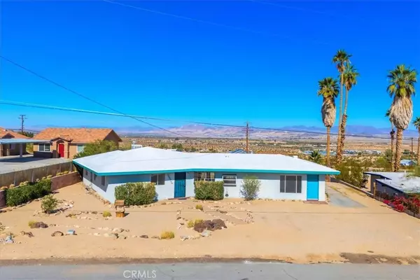 29 Palms, CA 92277,73484 Desert Trail
