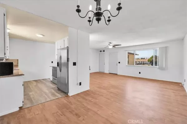 Joshua Tree, CA 92252,61945 Grand View Circle