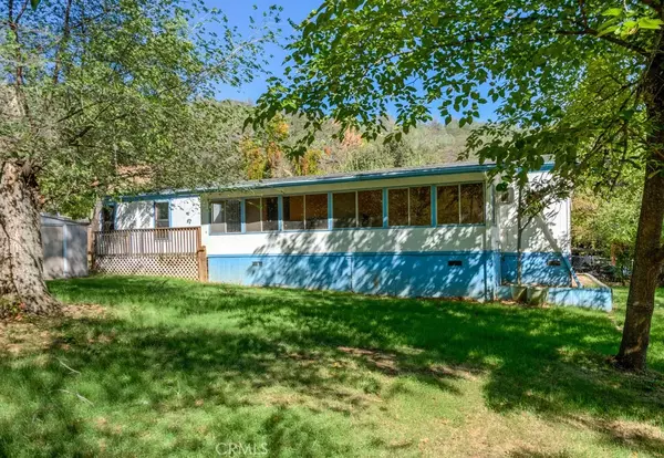 9915 Harvey Boulevard, Clearlake Oaks, CA 95423