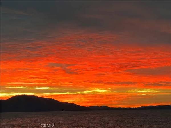 Lakeport, CA 95453,5830 Robin Hill #47