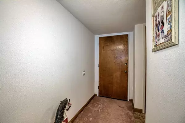 Lakeport, CA 95453,10 Royale Avenue #13A-2